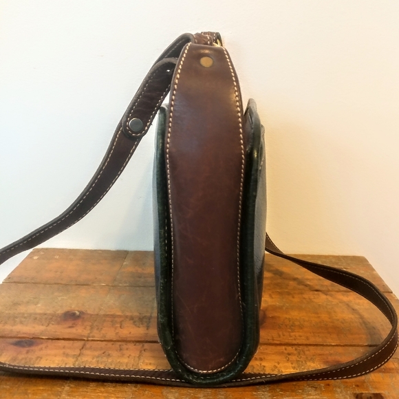 Vintage Brahmin Glazed Leather Crossbody - Picture 4 of 8